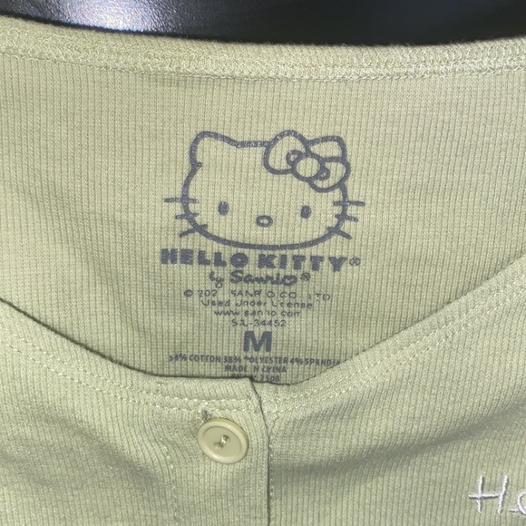 Green hello kitty cardigan - Picture 2 of 3